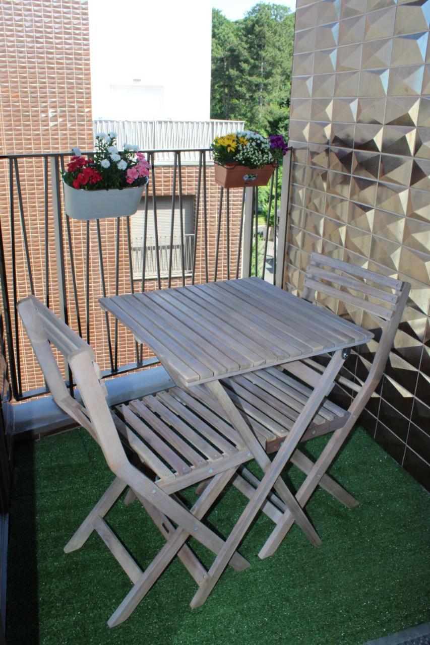 Appartement Elegant Et Lumineux Romainville Luaran gambar